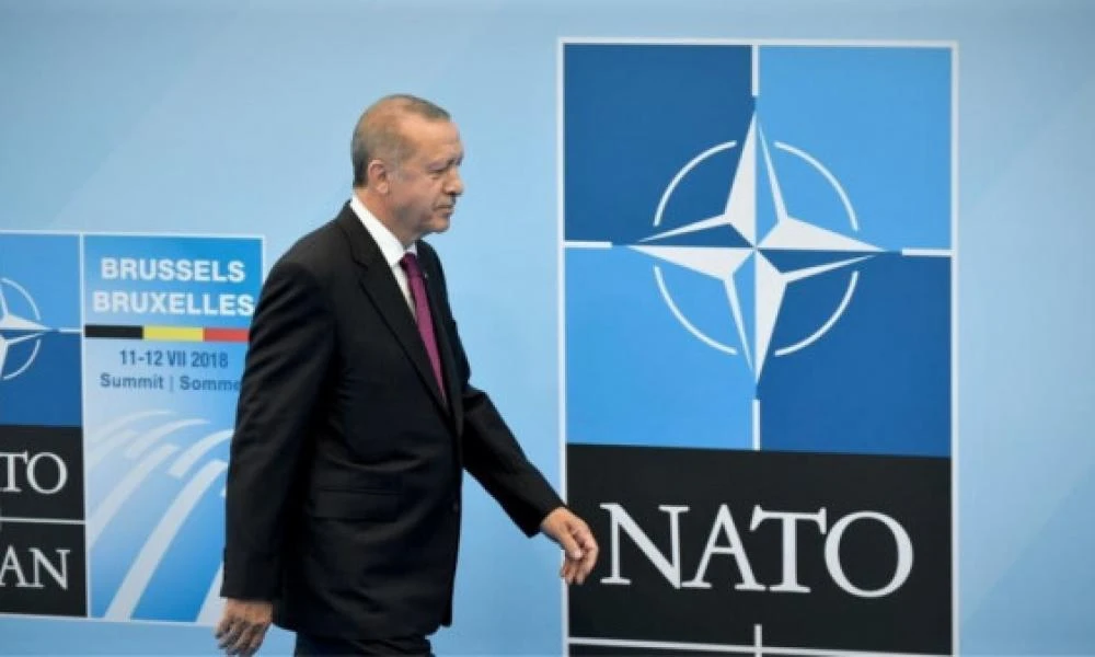 Τουρκικά ΜΜΕ: Πρέπει να εγκαταλείψουμε το ΝΑΤΟ και να συνάψουμε στρατηγικές σχέσεις με την Ρωσία